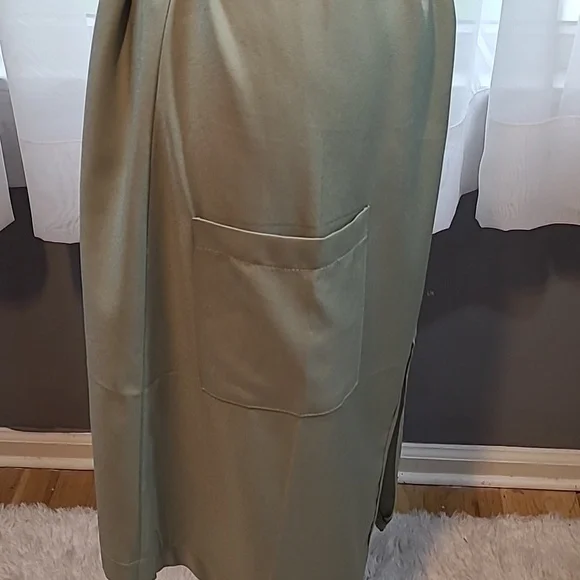 Favlux Fashion Women's Wrap Top with Pockets - Picture 5 of 7